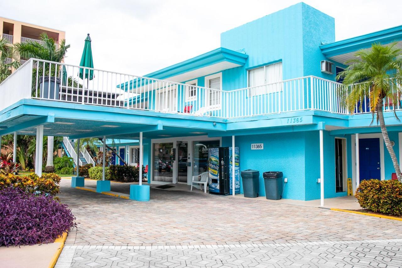 Bayside Inn And Marina جزيرة تريجر المظهر الخارجي الصورة